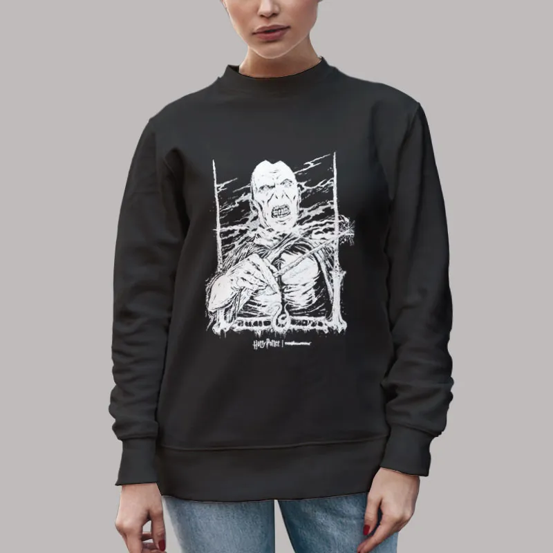 Unisex Sweatshirt Black Skeleton Voldemort in a hoodie