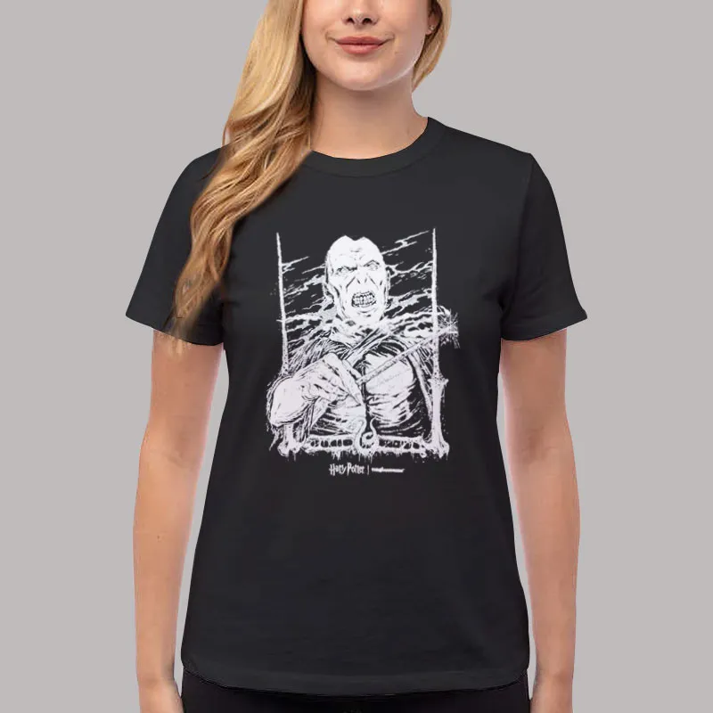 Women T Shirt Black Skeleton Voldemort in a hoodie