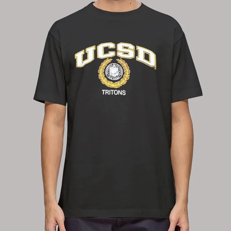 Mens T Shirt Black University of California Sandiego Ucsd Sweatshirt