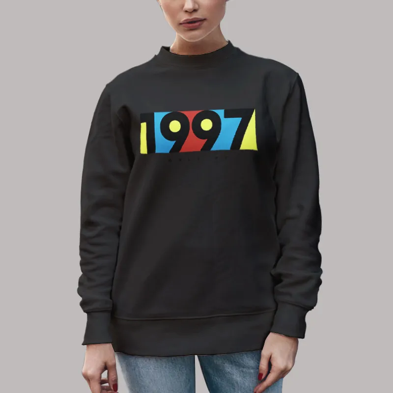 Unisex Sweatshirt Black New York 1997 Essential 1997 Only New York T Shirt, Sweatshirt And Hoodie