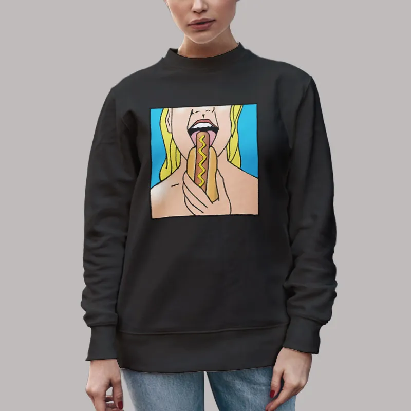 Unisex Sweatshirt Black Vintage Retro Lady Eating Hot Dog T Shirt, Sweatshirt And Hoodie