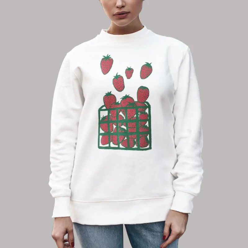 Unisex Sweatshirt White Vintage Printed Strawberry Shirt