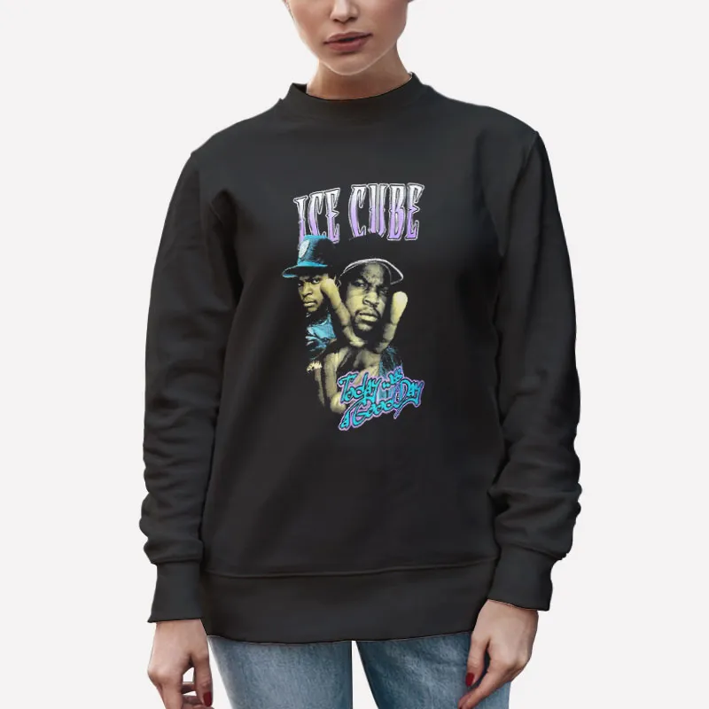 Unisex Sweatshirt Black Vintage Ice Cube Bootleg Today Was A Good Day Shirt