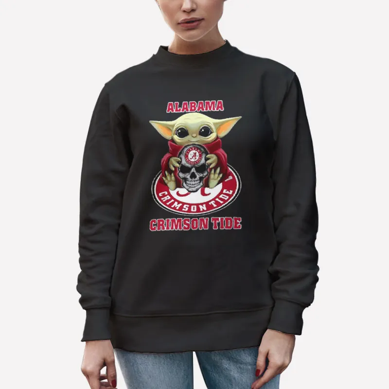 Unisex Sweatshirt Black Baby Yoda Hug Alabama Crimson Tide Shirt