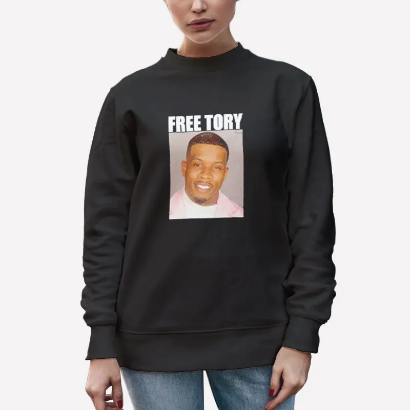 Unisex Sweatshirt Black Free Torey Lanez Mugshot Shirt