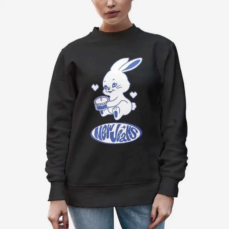 Unisex Sweatshirt Black New Jeans Merch Kpop Bunny Tokki Shirt