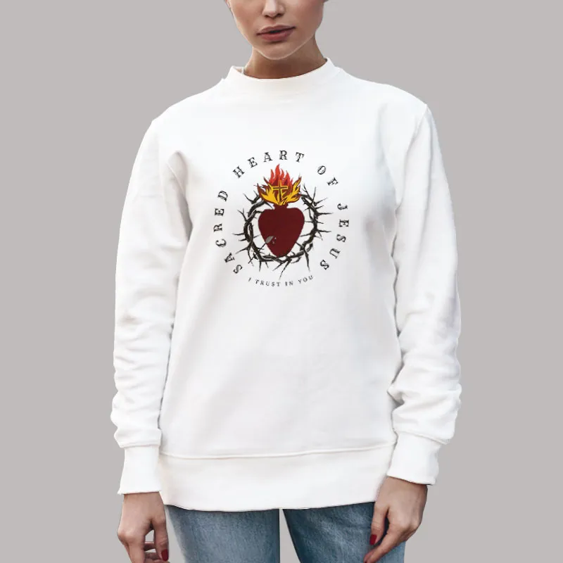 Sweatshirt White Sacred Heart Of Jesus Catholic T Shirt