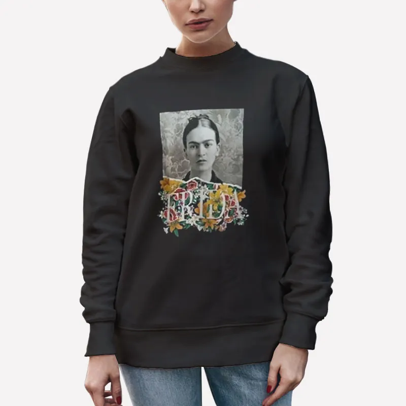 Unisex Sweatshirt Black 90s Vintage Black Floral Frida Kahlo Shirt