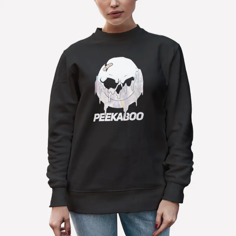 Unisex Sweatshirt Black Retro Vintage Skull Peekaboo Merch Shirt