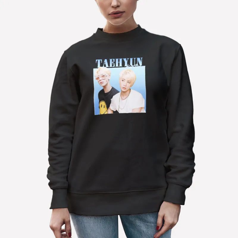 Unisex Sweatshirt Black Vintage Inspired Txt Taehyun Merch Shirt