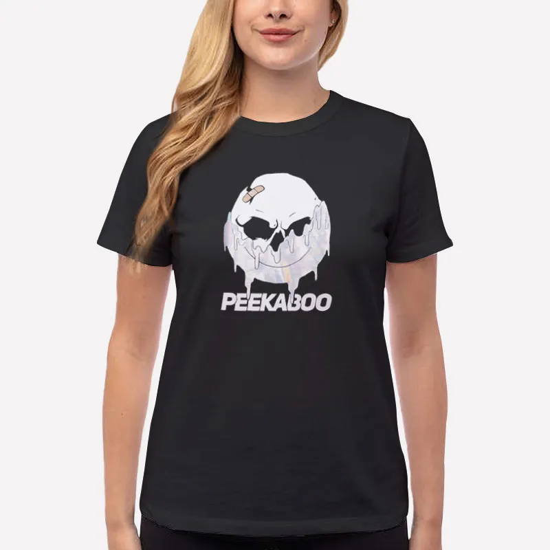 Women T Shirt Black Retro Vintage Skull Peekaboo Merch Shirt
