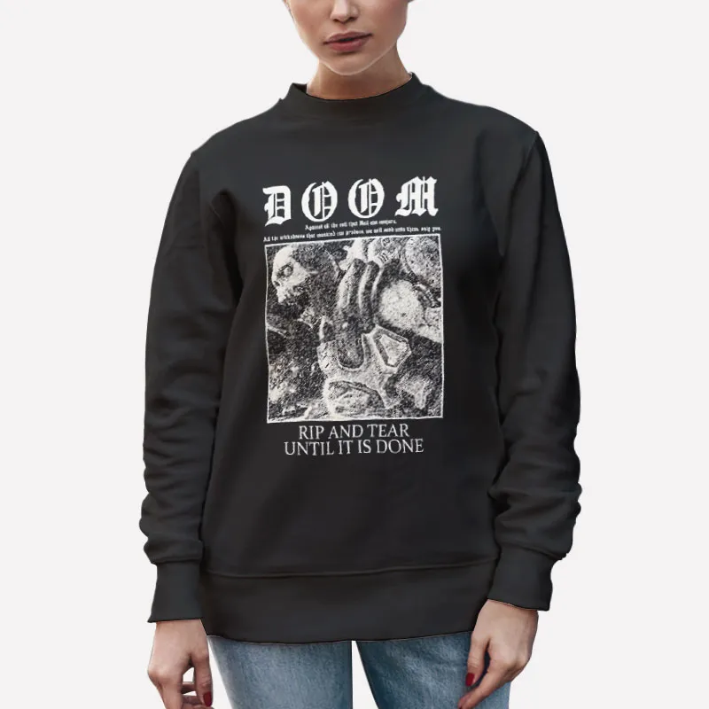 Unisex Sweatshirt Black Doom Slayer Rip And Tear Metal T Shirt